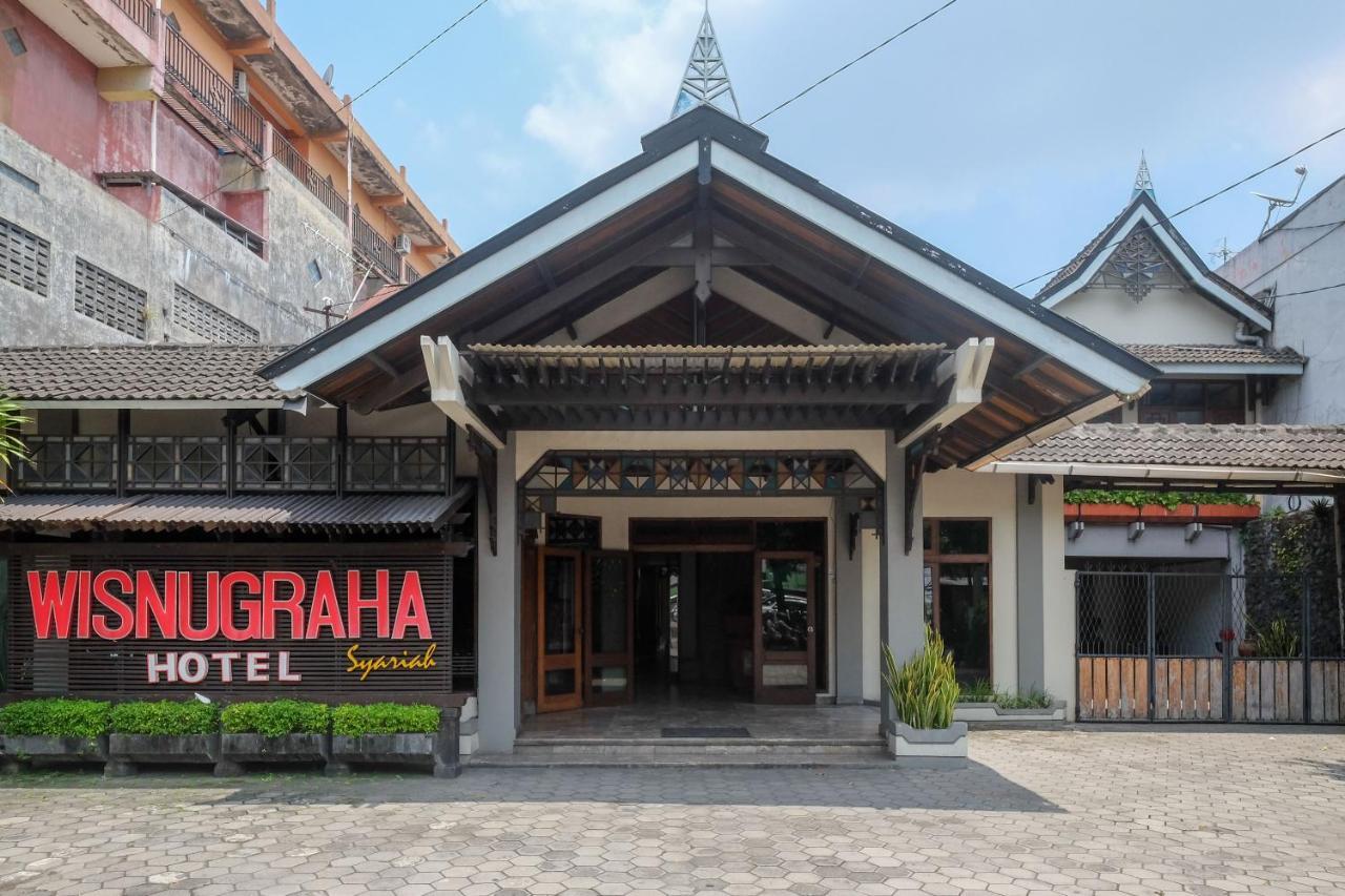 Urbanview Hotel Syariah Wisnugraha By Reddoorz 요그야카르타 외부 사진